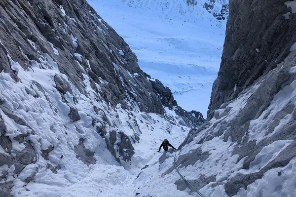 Pic sans nom | goulotte « La raie des fesses »