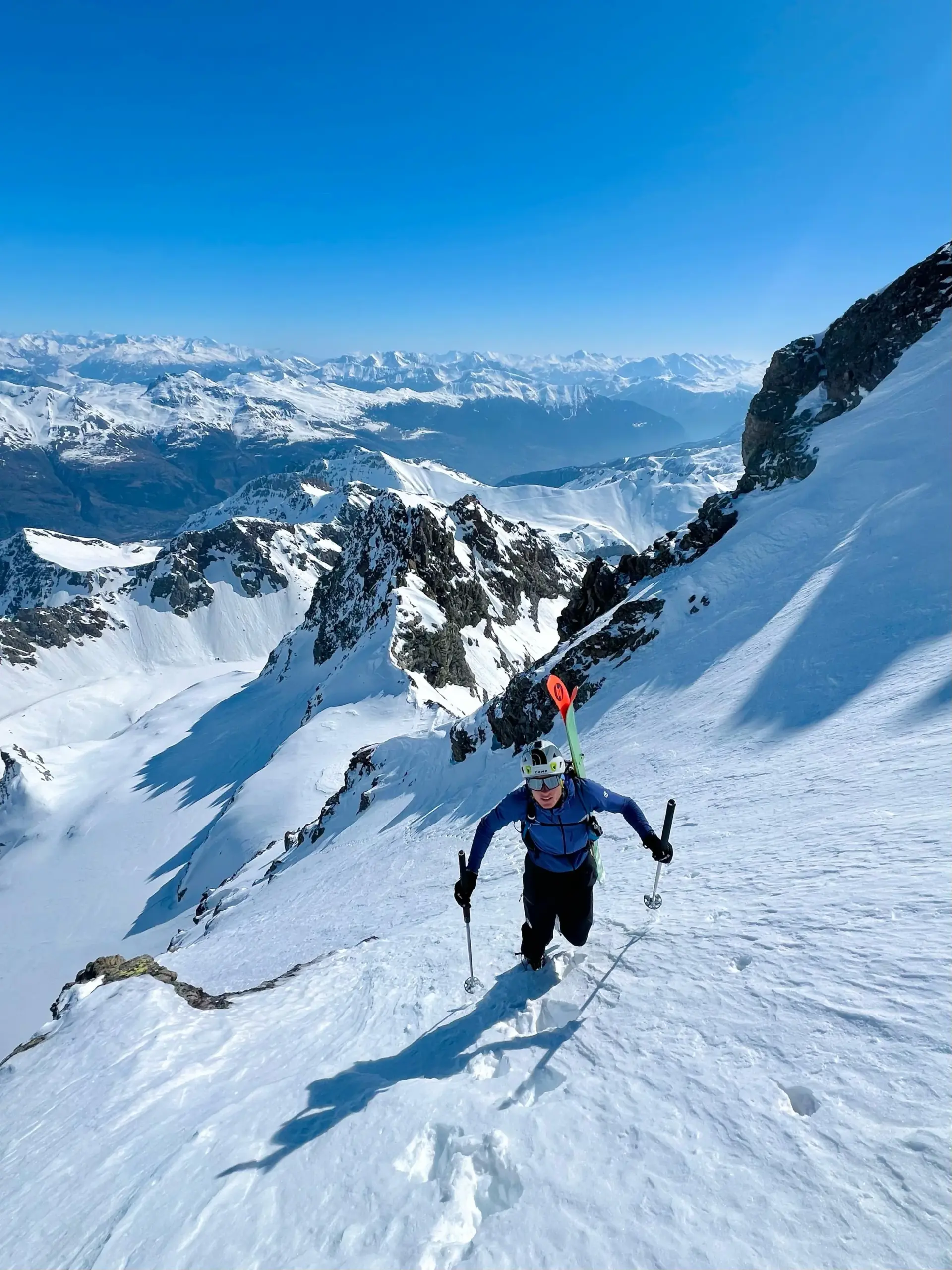 Trois dents du Pelvoux, directe NE